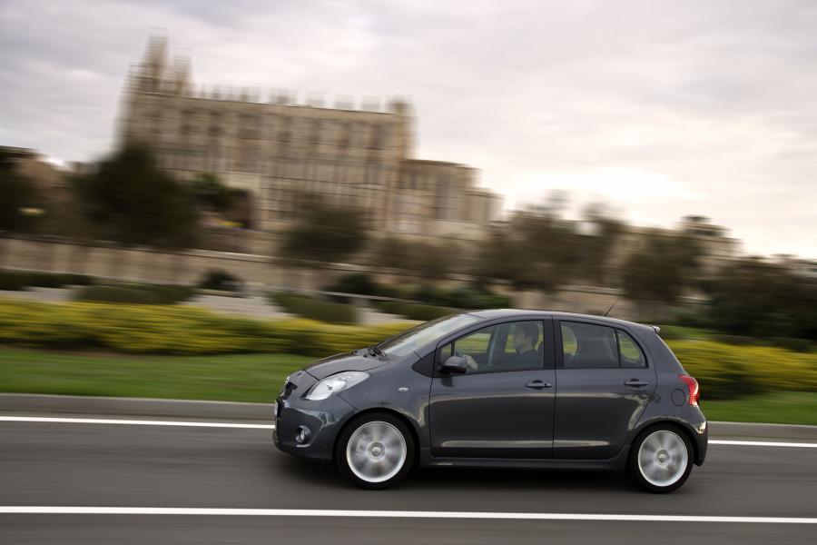  Toyota Yaris TS 2007 года  (фото 62 из 89)